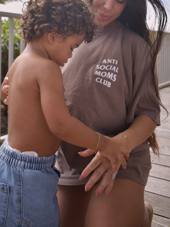 Antisocial Moms Club Tee