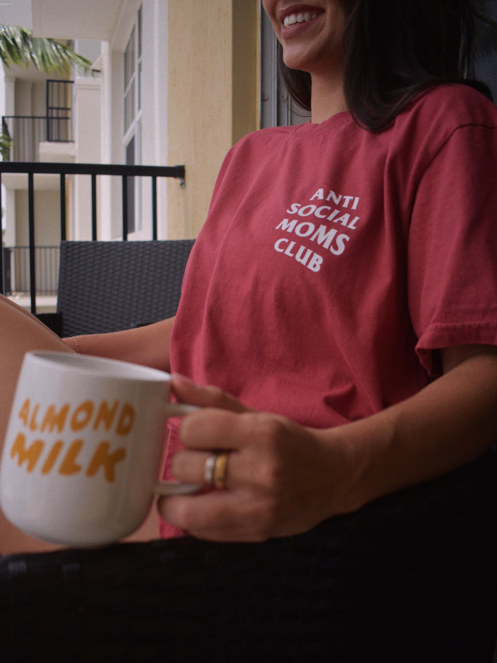 Antisocial Moms Club Tee