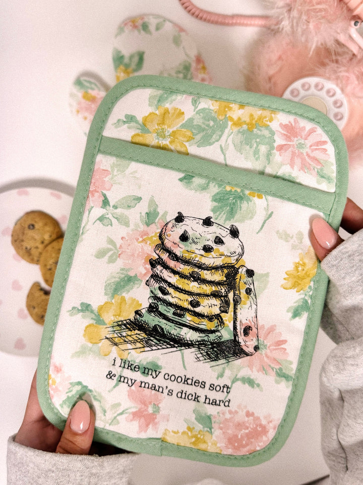 I Like My Cookies Soft Oven Mitt