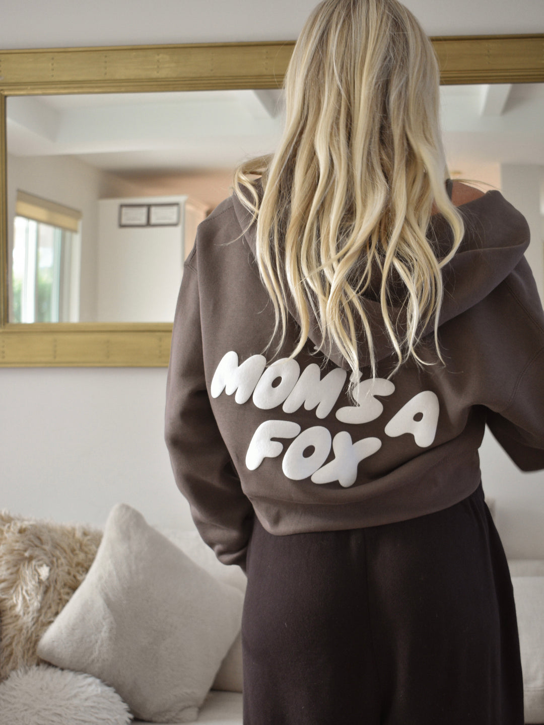 MOM’S A FOX Zip Crop Hoodie