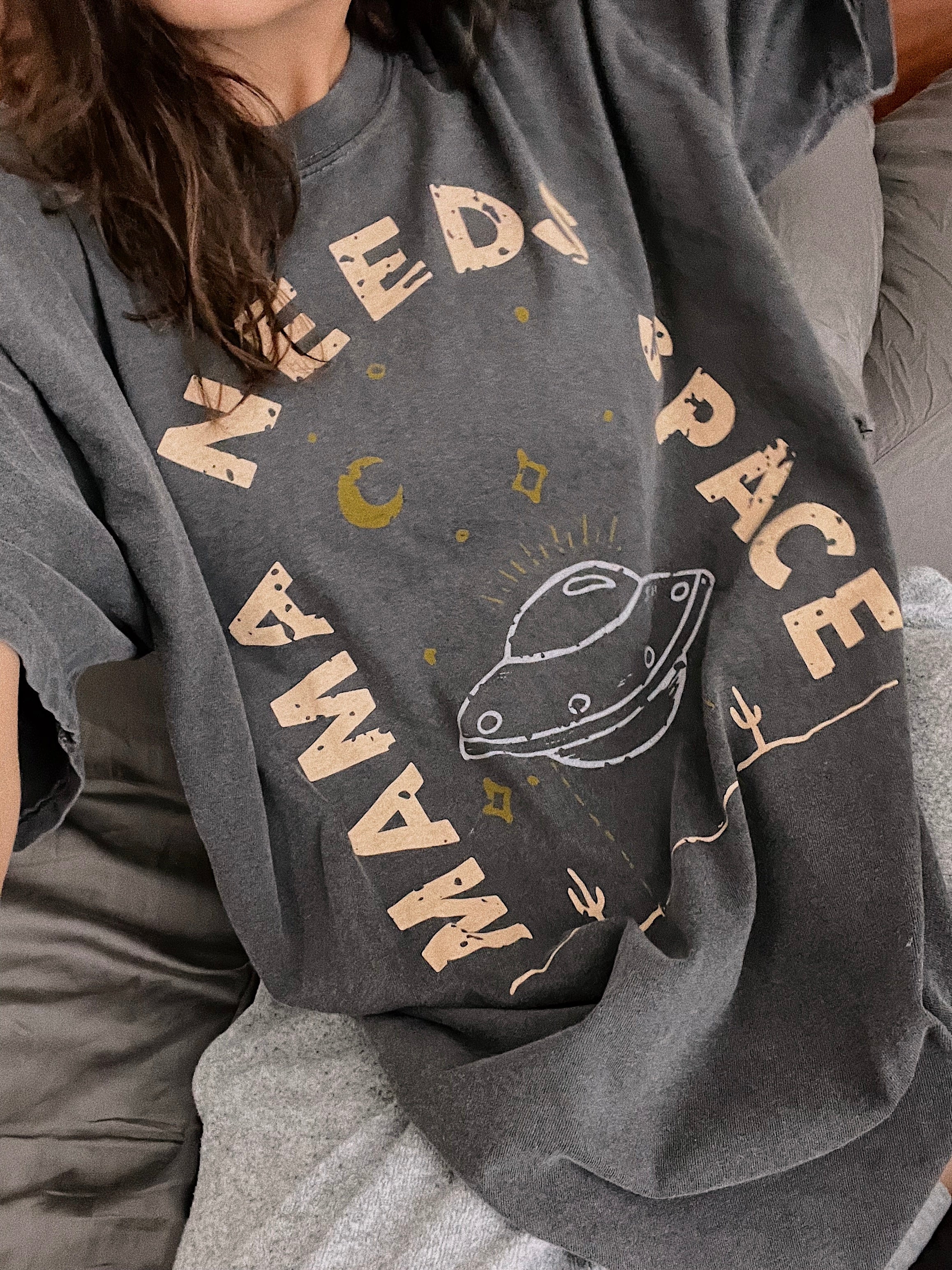 Mama Needs Space Tee – Hubs & Hers